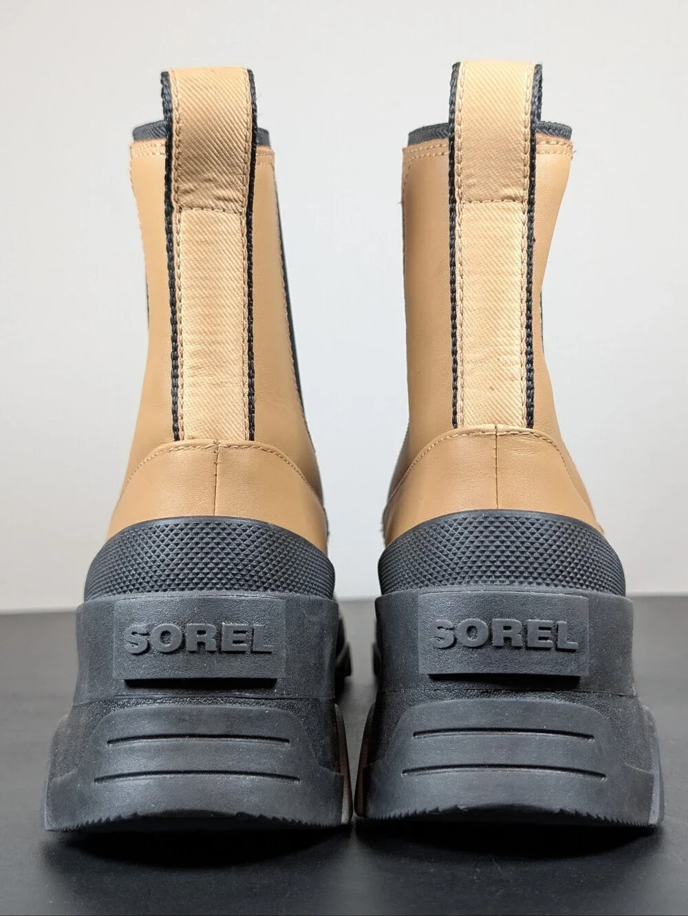 Sorel Brex Waterproof Platform Chelsea Boots Tawny Buff Tan Leather Womens 8